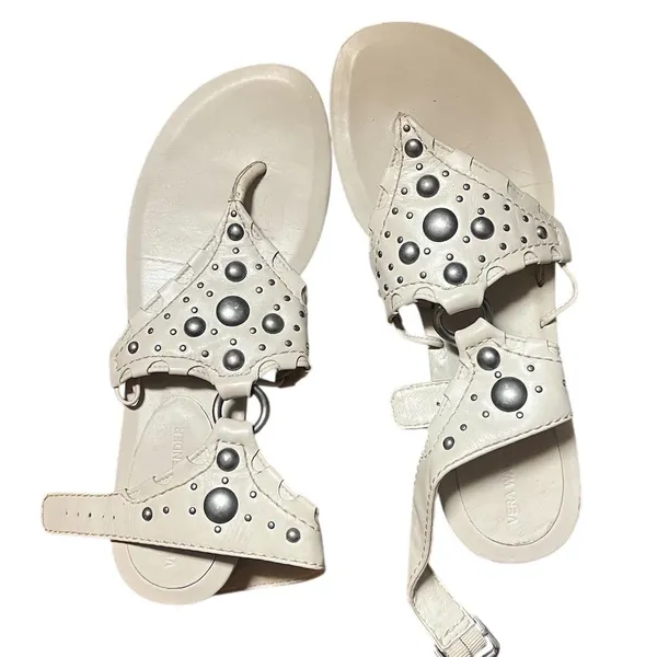 Vera Wang Women's White Studded Leather Thong Sandals Casual Summer - Image 3