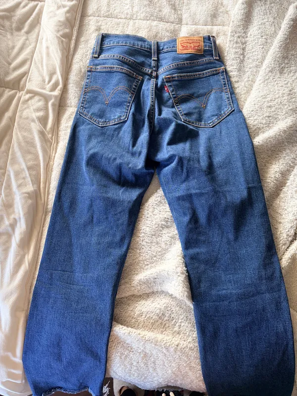 Levi’s Wedgie Straight Jeans - Image 4