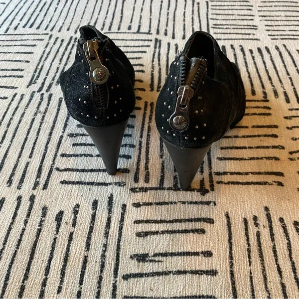 Libby Edelman Black Suede Slouch Peep Toe Heel Booties Size 9.5 - Image 6