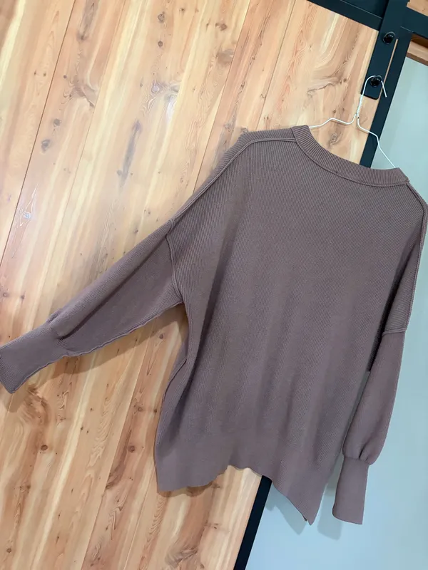 Brand new never worn oversized sweater Brown - Image 3