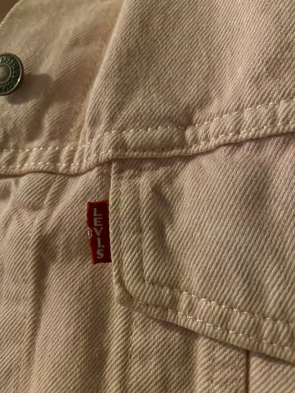 Levi's Pink Jean Jacket - Image 5