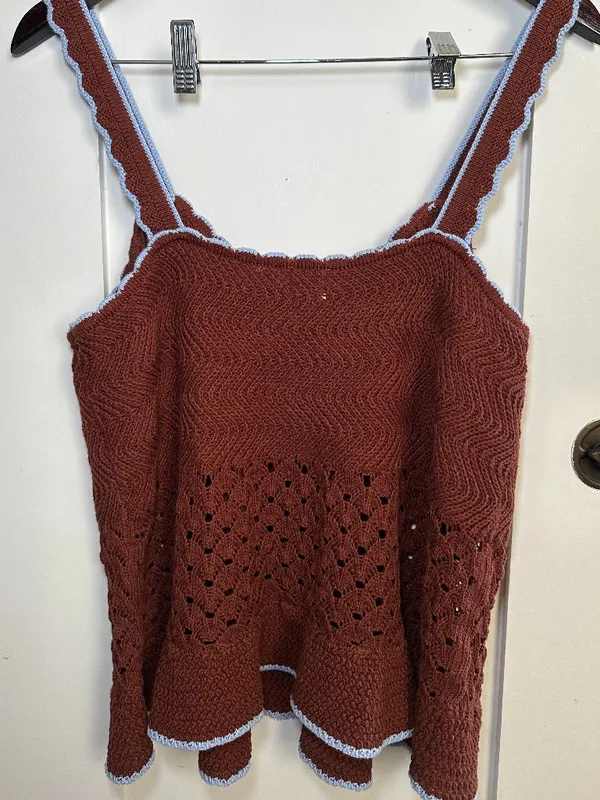 A New Day Crochet Knit Tank Top Brown Blue Trim Camisole XL NWOT - Image 4