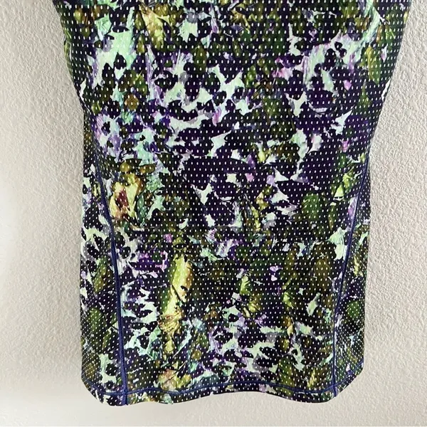 Lululemon Active Tank Top Shelf Bra Floral Sport Backdrop Iris 4 - Image 4