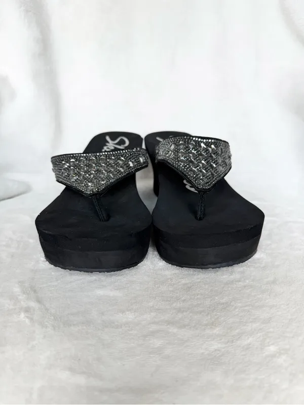 Skechers Black Wedge Flip Flops with Silver Rhinestone Straps Size 6 - Image 3