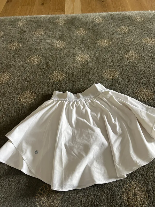 Lululemon White Tennis Skirt - Image 3