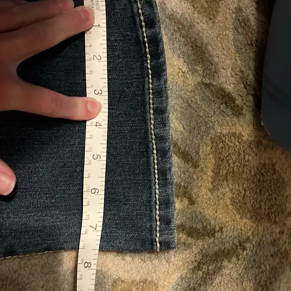Nine West Blue Jeans. Date Night Fit. Size 6. - Image 7