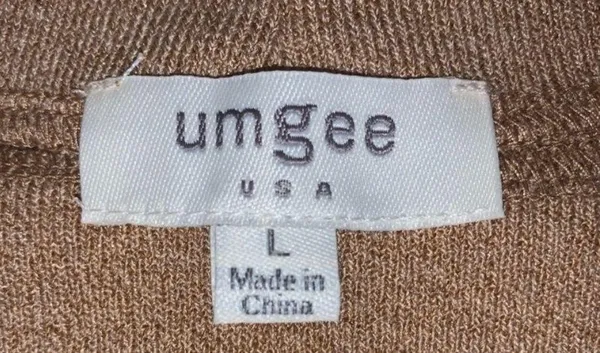 Umgee Roolee 3/4 Sleeve Off Shoulder - Image 2