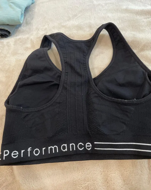 sports bra - Image 3