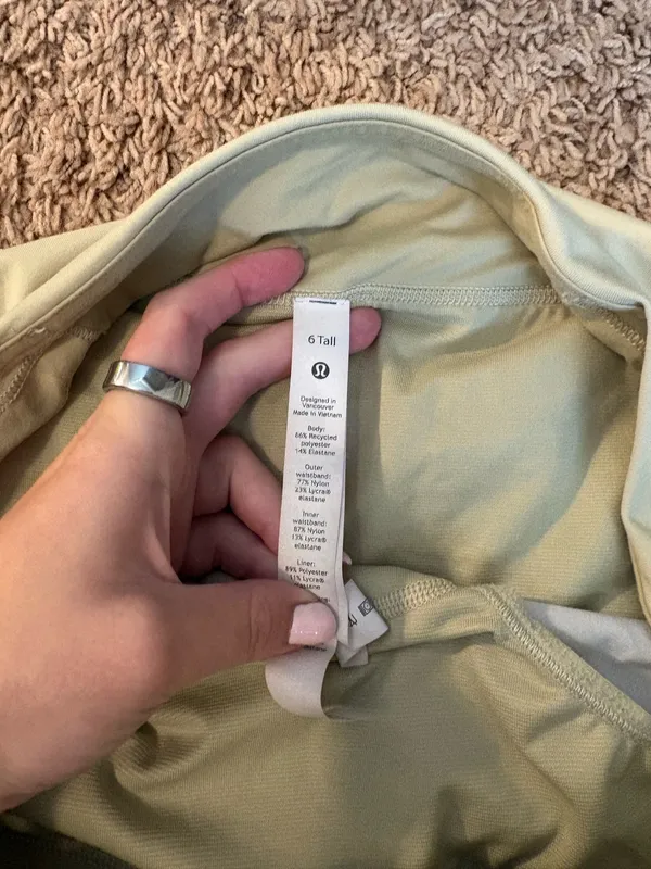 Lululemon 4” Low rise Speed up Shorts - Image 4