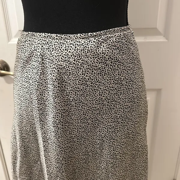 SIENNA SKY size small cheetah print skirt - Image 2