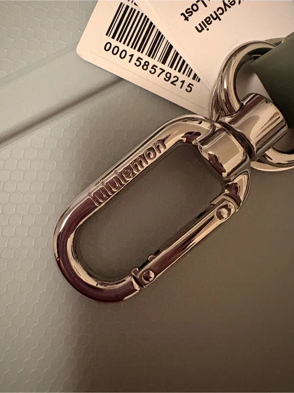 Lululemon Never Lost Keychain Spellout Logo Willow Leaf/Meadow Haze Silver - Image 2