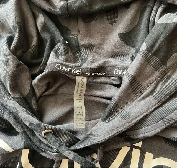 Camo Calvin Klein hoodie - Image 3