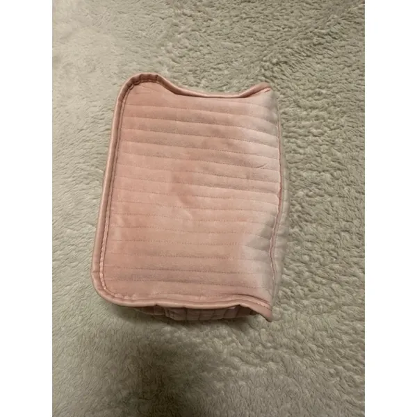 Bath & Body Works Pink Quilted Cosmetic Bag - Image 4