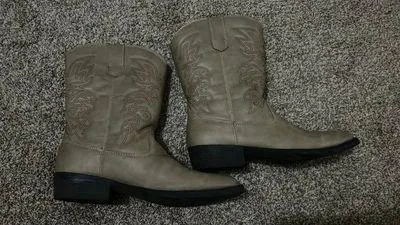 Cowgirl / Cowboy Boots - Image 2