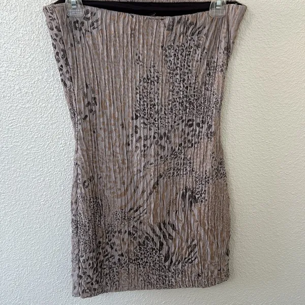 Windsor Animal Print Strapless Mini Dress - Image 2