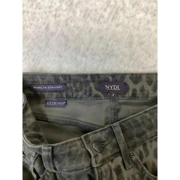 NYDJ Marilyn Straight Jeans 2 High Rise Vine Leaf Leopard Print MGWPMS8811 NWT - Image 5