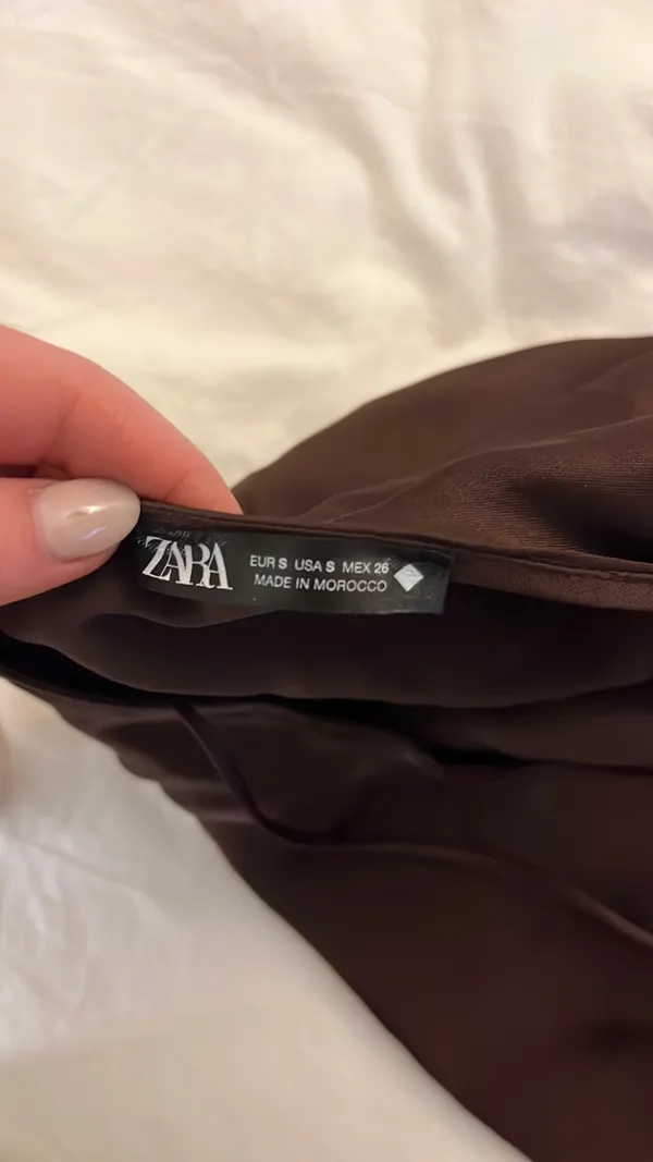 Zara top brown satin - Image 3