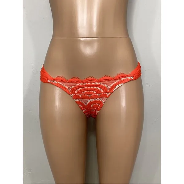 New. Pilyq lace fanned teeny bikini bottom. Small - Image 4