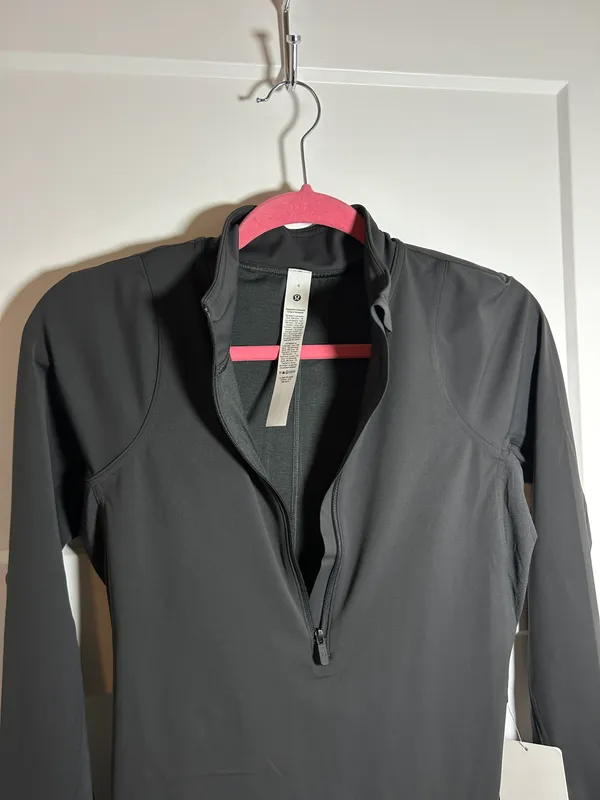 size 6 Grey Tennis Dress - Image 4