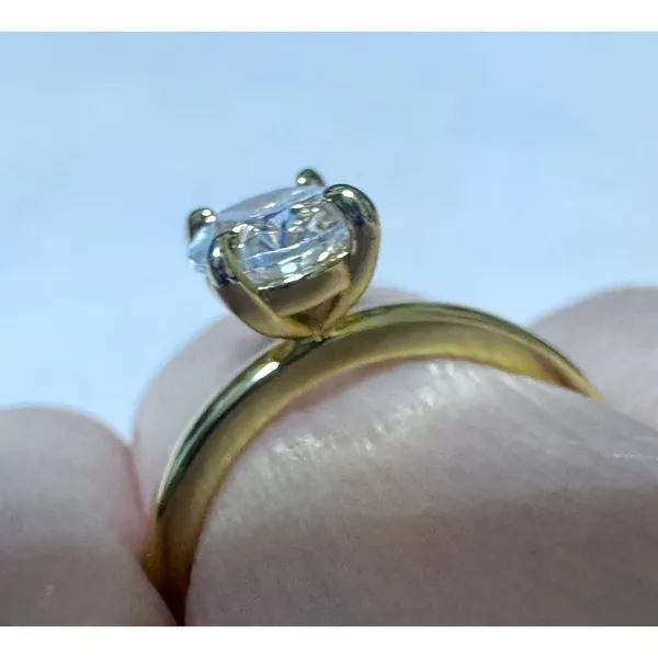 Gold Tone round Cubic Zirconia CZ Solitaire Ring Clear stone 4 prong Size 7 - Image 5