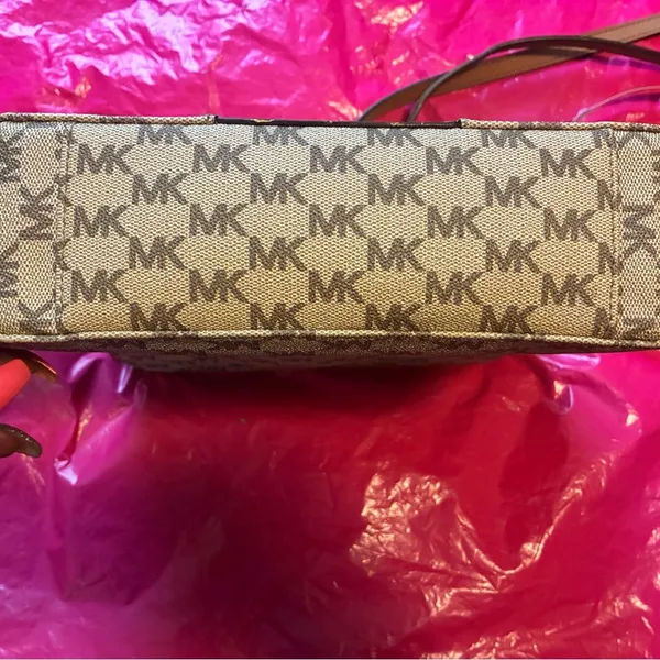 Michael Kors Gold and Brown Crossbody Bag - Image 10