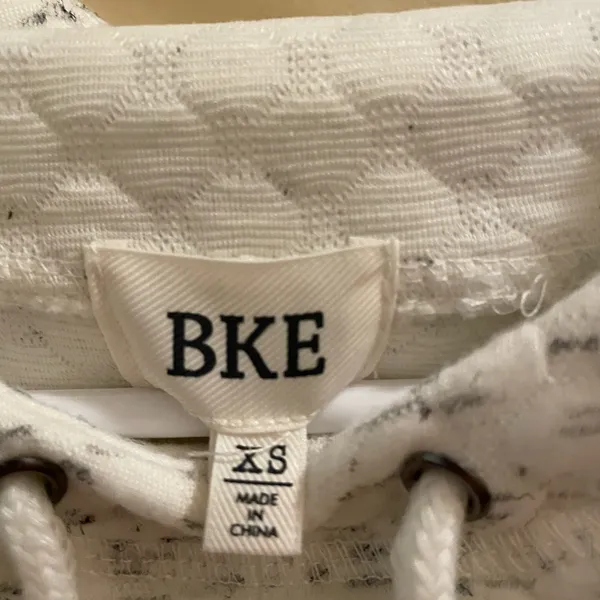 BKE Buckle Pullover Quilted Hooded Hoodie Sweatshirt Women’s XS New NWT - Image 5