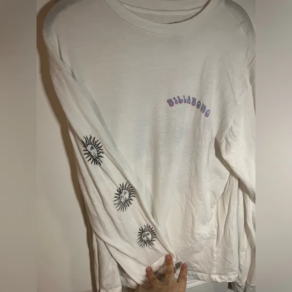 Billabong Under the Sun Tour Skull Roses Suns Long Sleeve Tshirt Size Medium - Image 9