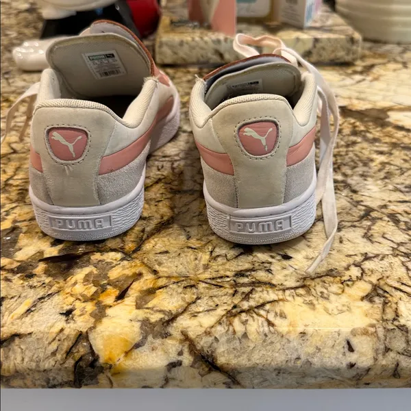 Puma Women's Pink and White Sneakers - Image 5