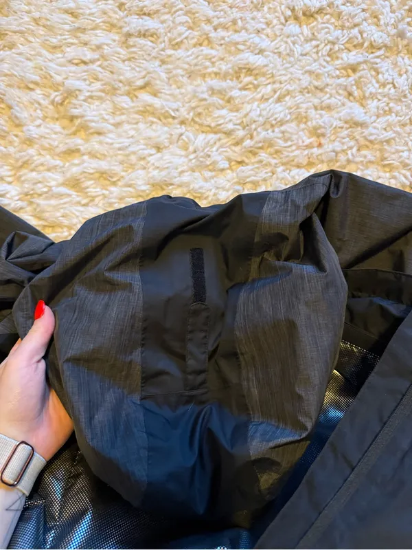Columbia Women's Black Hooded Rain Jacket - Image 6