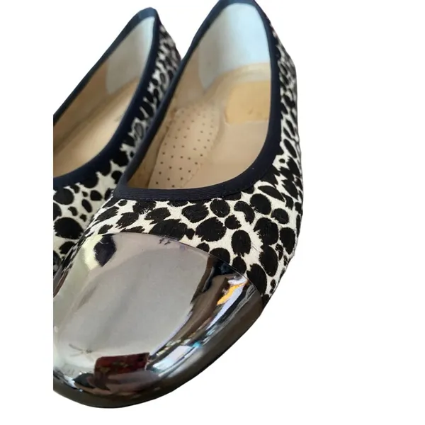 Neiman Marcus Metallic Toe Leopard Print Ballet Flats calf Hair size 8 flawed - Image 3