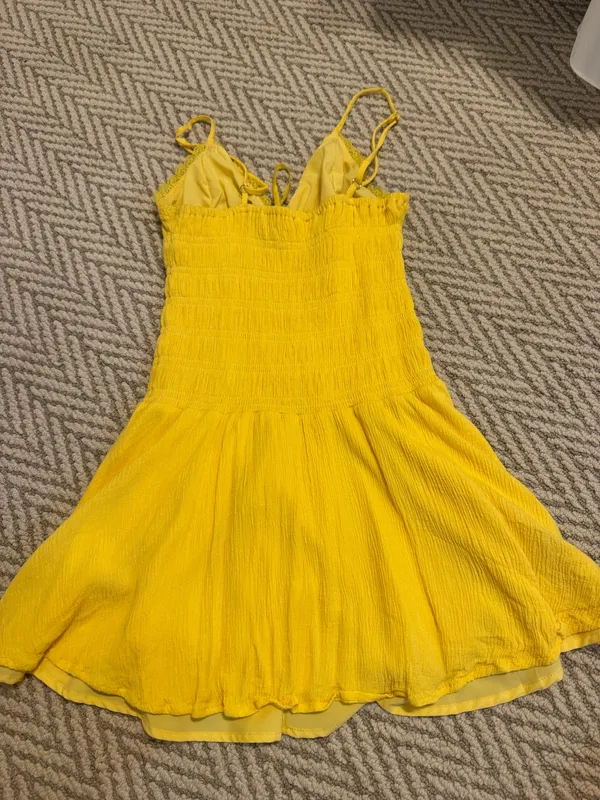 Mod On Trend Yellow mini dress - Image 2