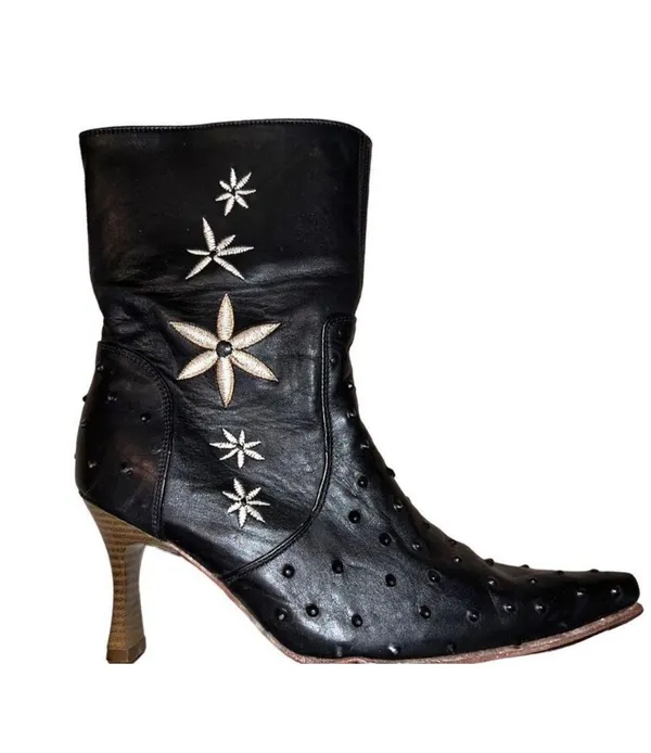 El Canelo Black Cowgirl Boots - Image 3