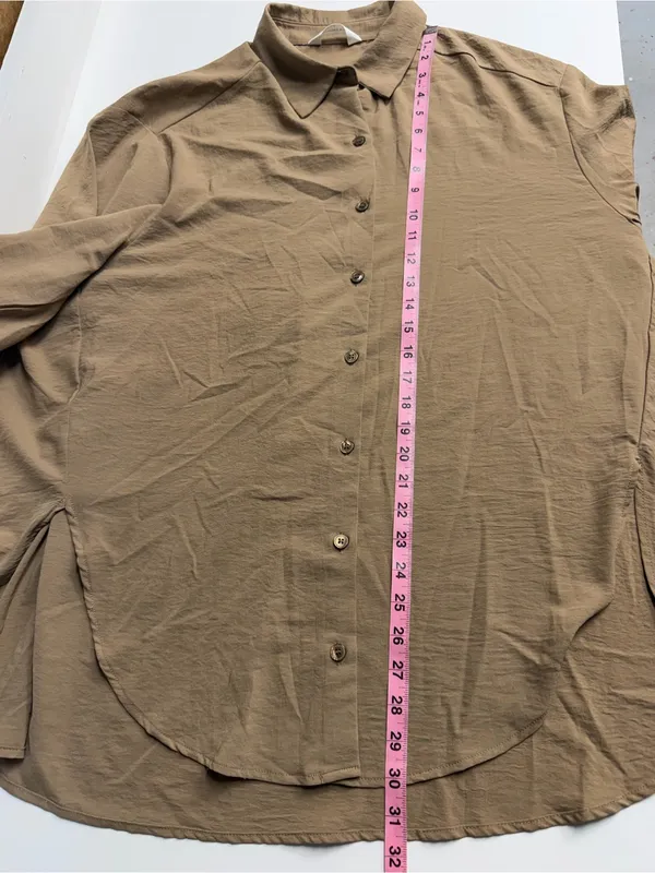 Commense oversized button down blouse small tan fall capsule minimalist Flawed - Image 8