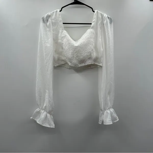 Hello Molly White Long Sleeve Cropped Smocked Peasant Prairie Top Size‎ 8 NWT - Image 2
