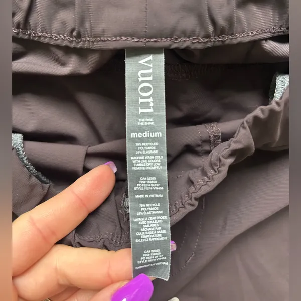 Vuori‎ Miles Ankle Pant medium athleisure workout yoga streetwear techwear - Image 9