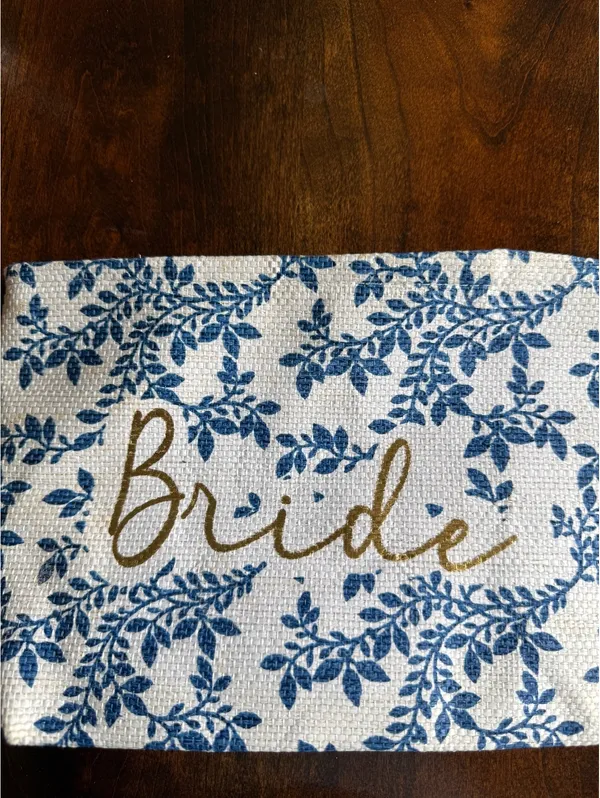 Shiraleah Chicago Bride Cosmetic Bag with Blue Leaf Print and Tassel - Image 6