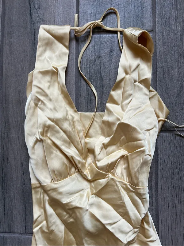 Abercrombie & Fitch Pale Yellow Satin Halter Maxi Dress - Image 3