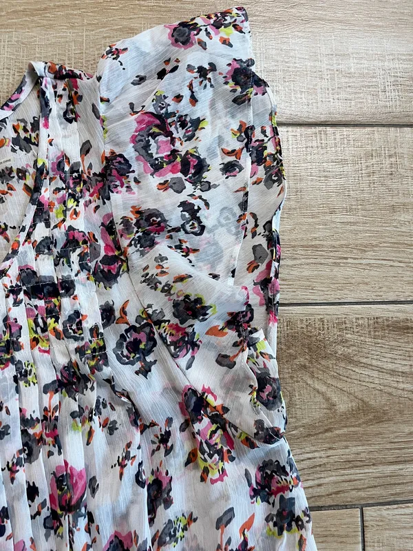 Womens Kimchi Blue White Floral Sheer Blouse - S - Image 4
