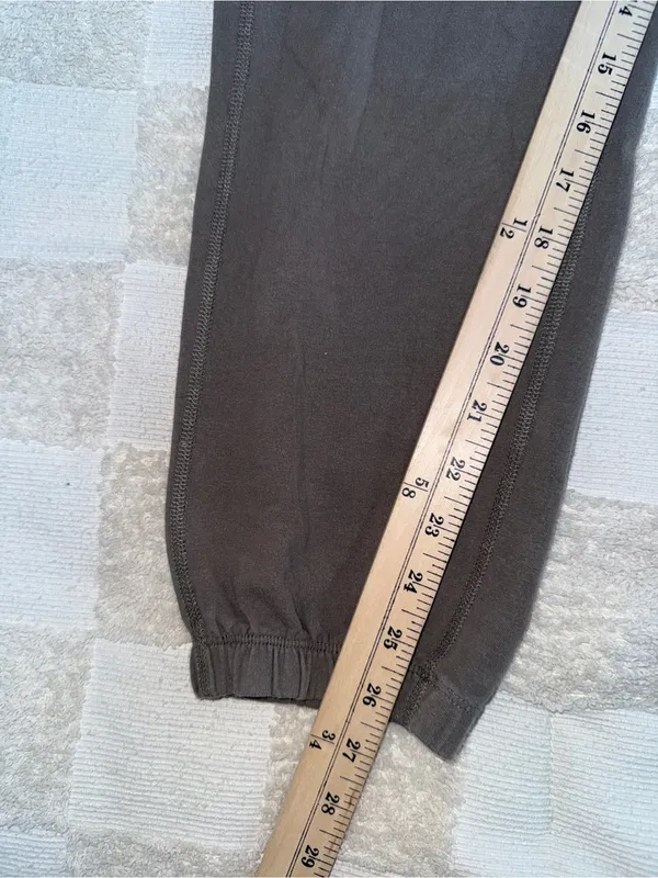 Vuori Laguna‎ Joggers size M - Image 2