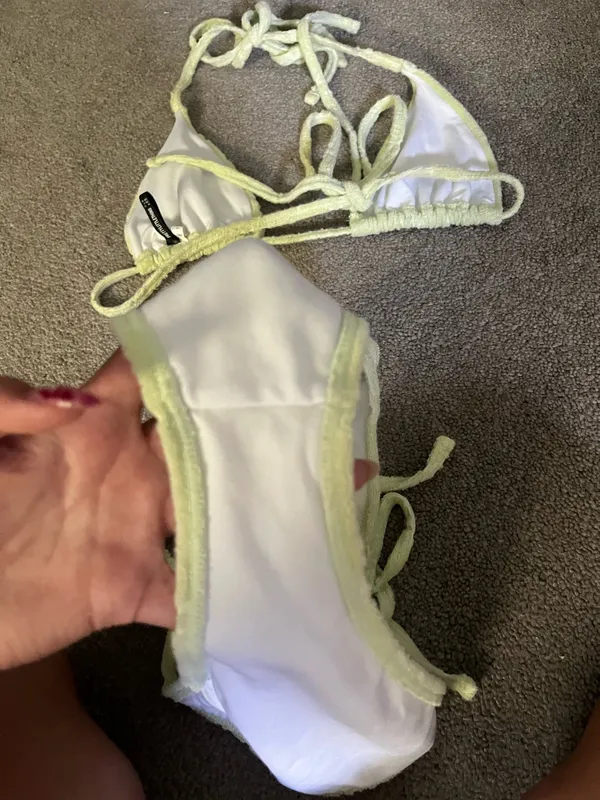 Pretty Little Thing Bikini Set Green - Image 4