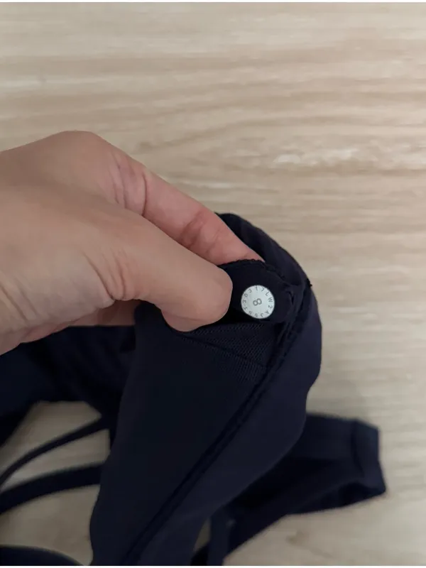 Lululemon 8 Free To Me Sports Bra Navy Strappy Back Active Workout - Image 4