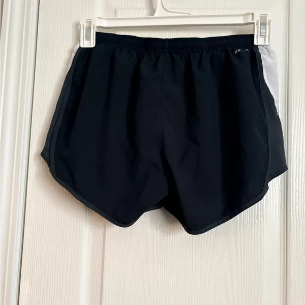 Nike Dri-FIT Tempo Running Shorts small - Image 2