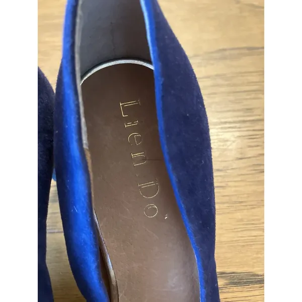Anthropology Lien Do Blue Suede Pointed Toe Stiletto Pump Pom Pom Slip On US 7 - Image 2