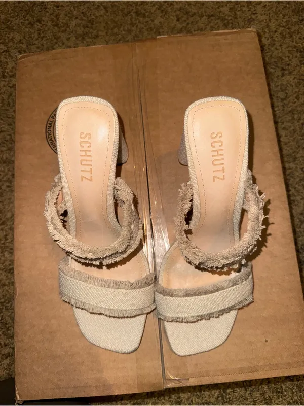 Schutz Amely Heel size 9 - Image 4