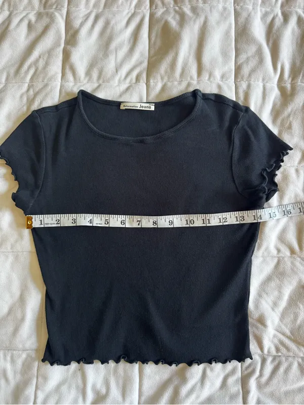 Reformation Black Ribbed Lettuce-Edge Crop Top - Image 5