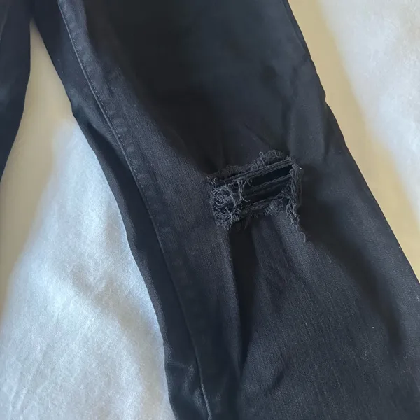 $98 Levi's Women's Premium 724 High Rise Straight Crop Jeans - Size 28 - Black - Image 8