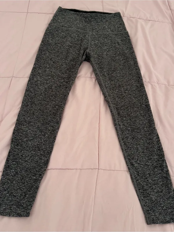 Beyond Yoga Heathered grey space dye leggings, size S Made in USA athletic gym - Image 6