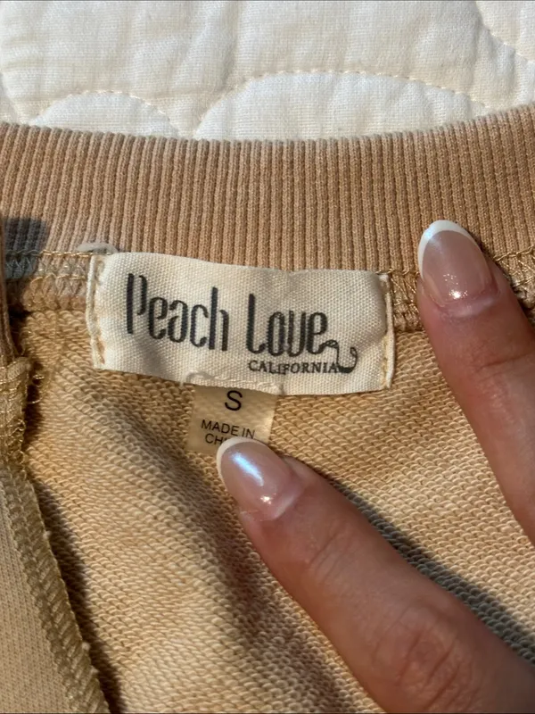 Peach Love California Cream 'HOWDY' Graphic Sweatshirt - Image 2