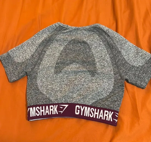 Gymshark Top Crop - Image 2