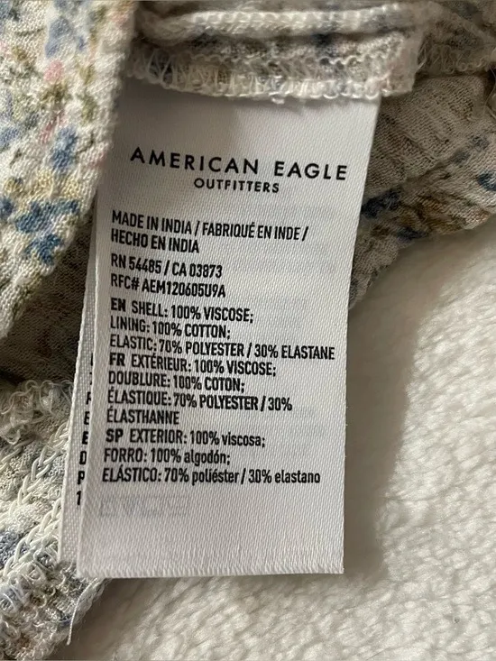 Y2K American Eagle Cropped Sweetheart Floral Blouse size M - Image 3